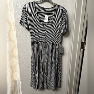 West Kei Black and White Striped Dress M NWT